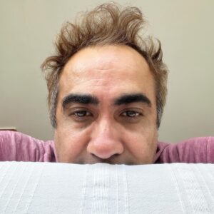 Ranvir Shorey Instagram - New year ka jaadu: Monday ko Sunday kar dala. Happy New Year, all! 🥳🤗