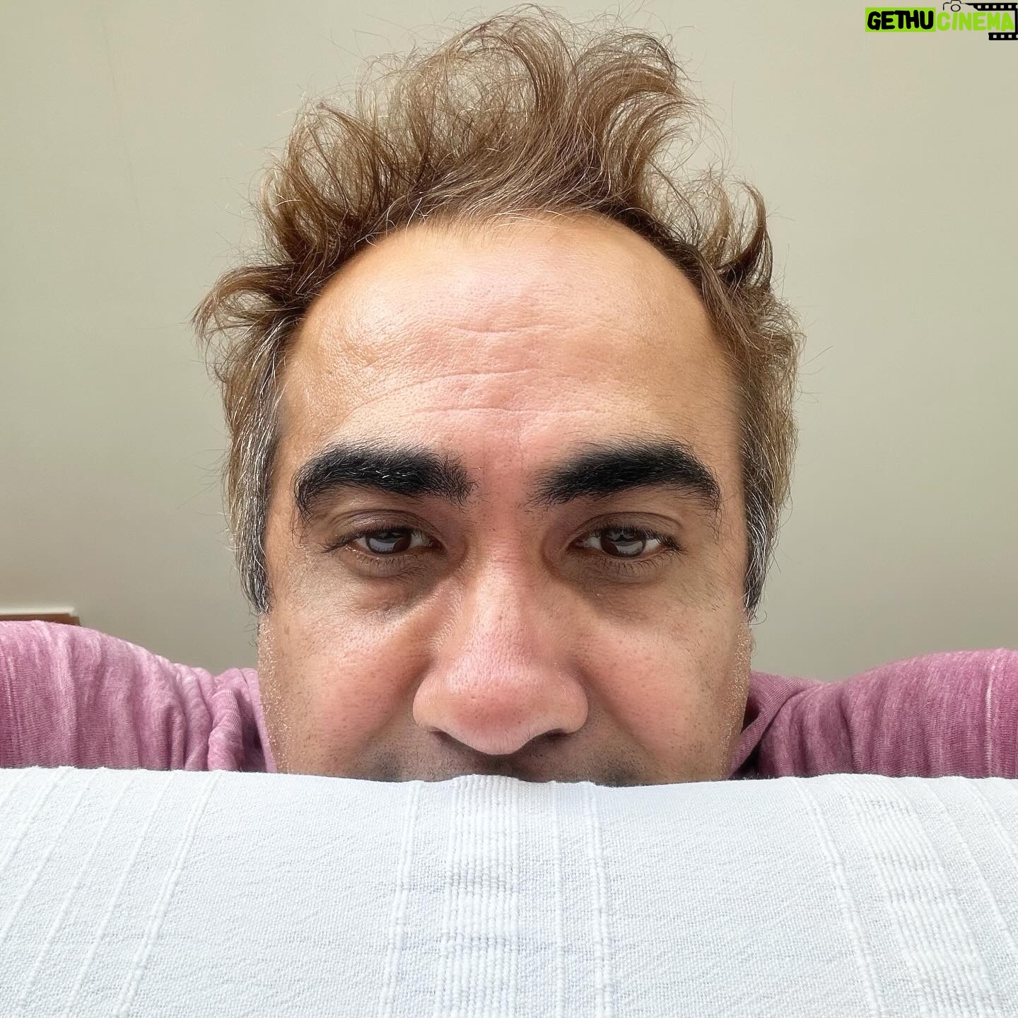 Ranvir Shorey - 1.1K Likes - New year ka jaadu: Monday ko Sunday kar dala. Happy New Year, all! 🥳🤗