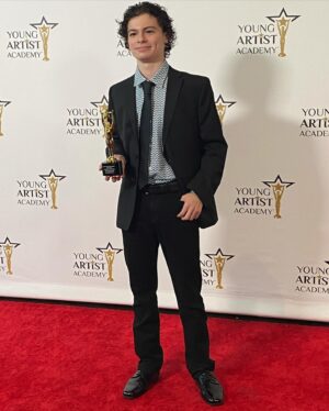 Raphael Alejandro Instagram - Thank you @youngartistawds for the wonderful ceremony! 

It was truly surprising to see myself winning the Best Streaming Series Leading Performance Award, and I congratulate every single one of my fellow winners and nominees!

I was nominated for my performance in @appletv and @lionsgatetv ‘s “Acapulco”! Thank you for all the great work you’ve allowed me to be a part of. Go watch all 3 seasons on AppleTV 