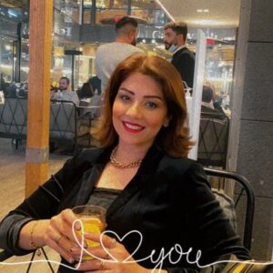 Rasha Instagram - خميسكم سعيد من بغداااااد 🥰
بغداد والجو الحلو. اشويه بروده💝💝