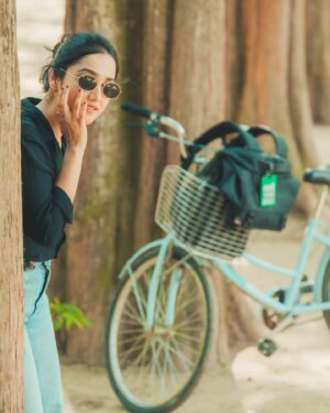 Rashmi Rajput Instagram - LOVE of a lifetime ☺️ nami ❤️🇰🇷
.

.

.

.
Beautiful pictures clicked by @__.yourday.__ ❤️😘
.

#namiseom #nami #korea #seoul #kdrama #kdramaedit #photoshoot #🇰🇷 #grateful #❤️ #🧿🧿🧿