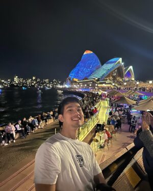 Ray Lin Instagram - Vivid Sydney 
他們當年度盛事之一
好像雪梨每個月都有盛事😂