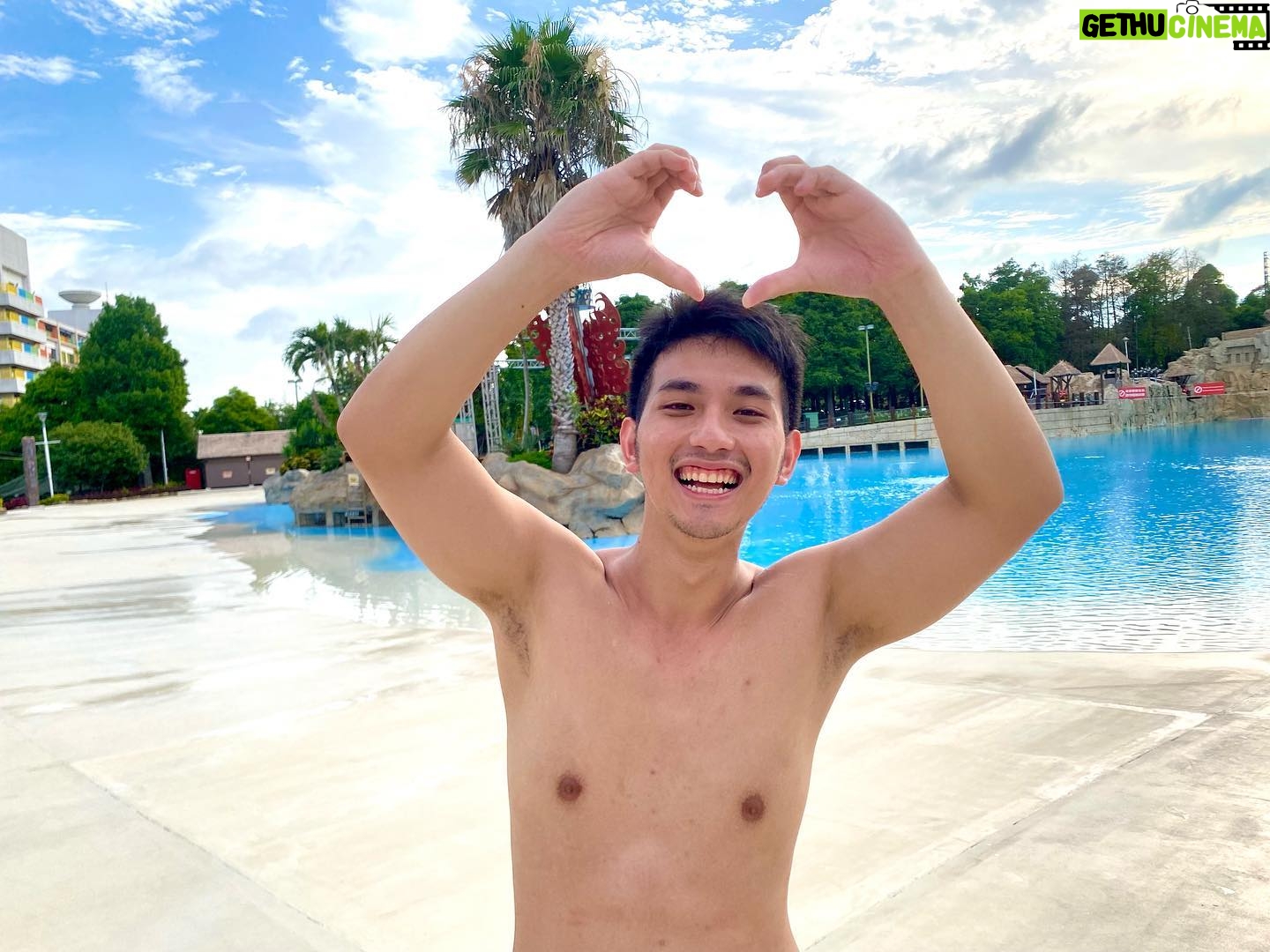 Ray Lin - 1.7K Likes - 🦀️❤️💔