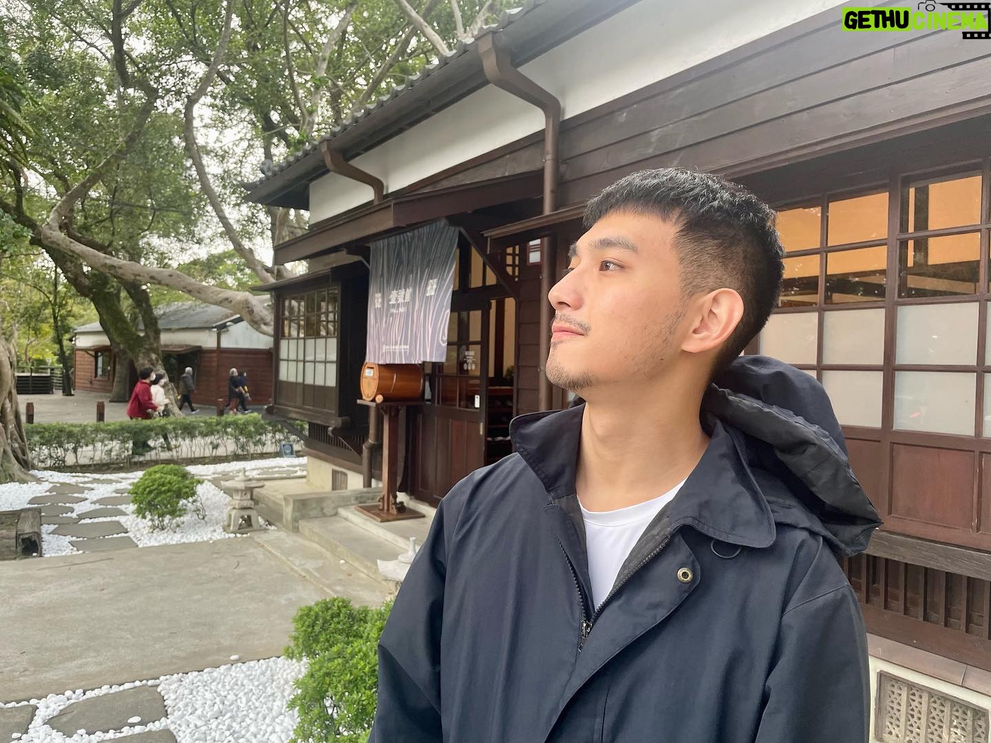Ray Lin - 1K Likes - today is my birthday
🎁💝🎉🎊🥳
#happy