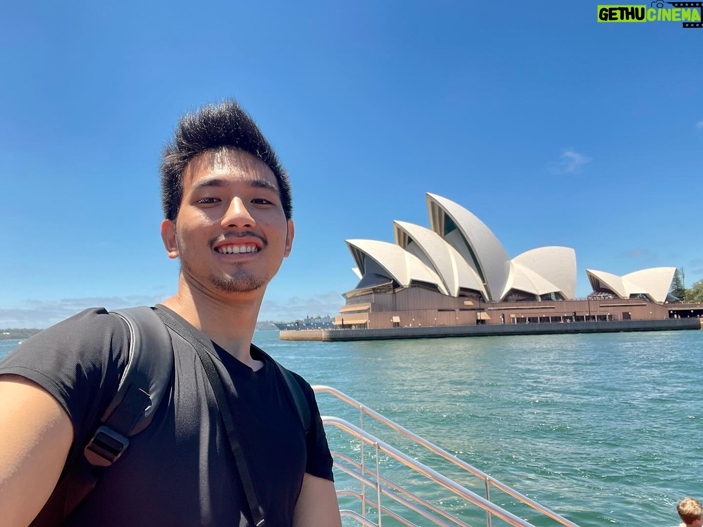 Ray Lin - 1.7K Likes - 開始工作了
我在這裡一切都好