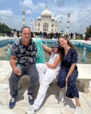 Raya Abirached Instagram - Making forever memories
#india #tajmahal 🇮🇳🪷🇮🇳🪷🇮🇳🪷