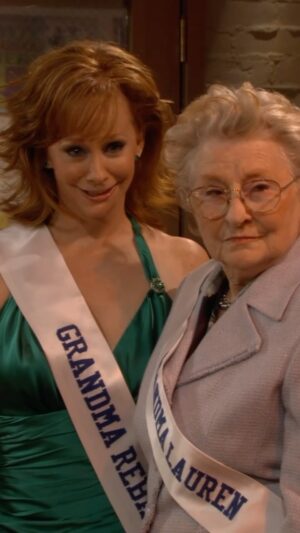 Reba McEntire Instagram - Did y’all know my Mama made a cameo on the Reba show in our fourth season? I still get a kick out of this!