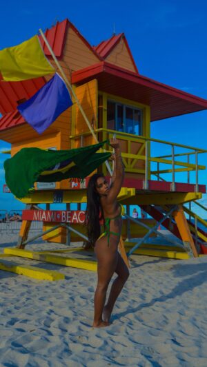 Rebecca Instagram - A Rebecca vai mandar 👀👀👀👀

#aquecimentodaRebecca 
#dancer 
#funk