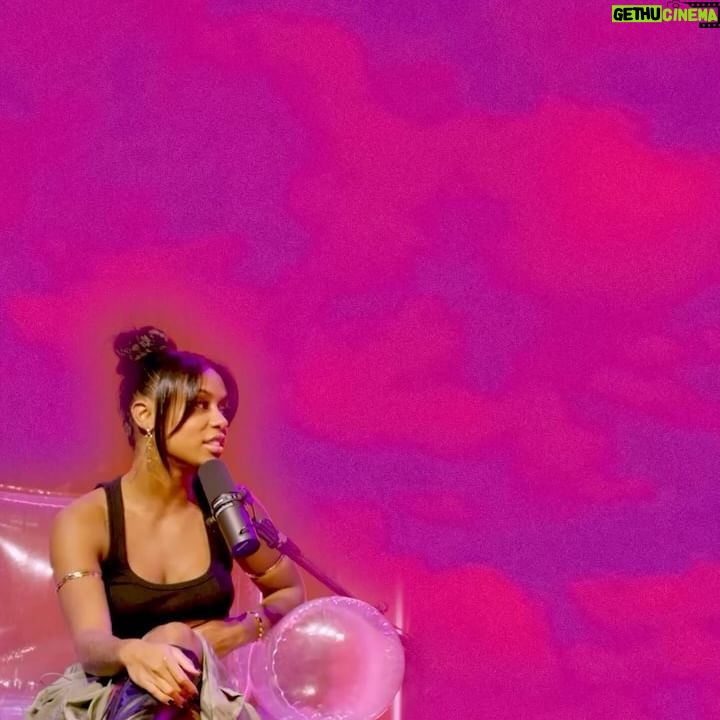 Rebecca - 55.8K Likes - Qual é o seu mood no momento? 😂
@podcastlouvaadeusa