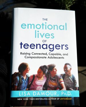 Rebecca Gayheart Instagram - This is a must read for parents of tween/ teens . Thank you @lisa.damour for your incredible insight . #knowledgeispower #momofgirls #elevatedparenting #grateful