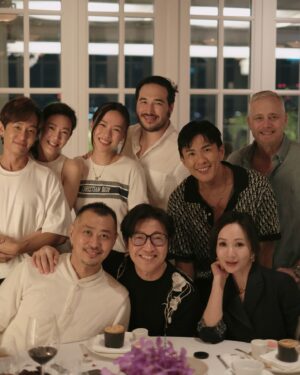 Rebecca Lim Instagram - 生日快乐 my dear @shaunleelee 🫶🏻🤍🫶🏻

What would I be without you 🤗
You’ve been an amazing friend through the ups and downs and now, a super doting Godpa to my baby 🤍
May you be as kind to yourself as you are to everyone else. Cause you are amazing! 爱你爱你爱爱你！🫶🏻😚🫶🏻