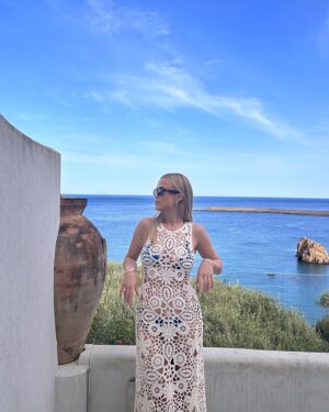Rebecca Rittenhouse Instagram - I forgot about this dress from last summer but ain’t she a keeper 
 
 
 
 
 
 
 
 
 
 
#crochetdress #crochetcoverup #beachdayoutfit #summeroutfit #sicily #summerinitaly