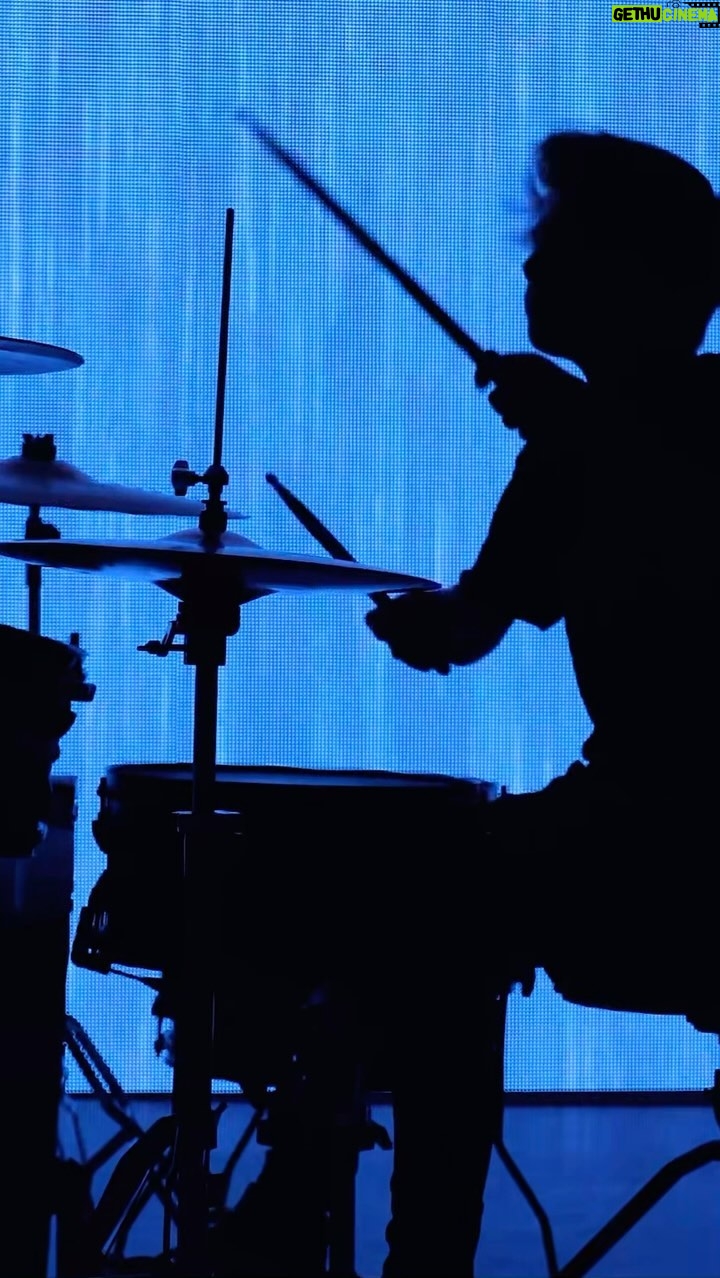 Recker Eans - 1.2K Likes - Been throwin back to all my songs lately, dont forget ‘BETRAYED’ feat @sorryxmusic
-
LINK IN BIO for ALL MY MUSIC 🤘
-
M/M/CP @constesheations 🎥 @kiramirezz
-
#betrayed #pop #drums #producer #mondaymotivation
-
@sjcdrums @zildjiancompany @gruvgear @inearz @londonstickco