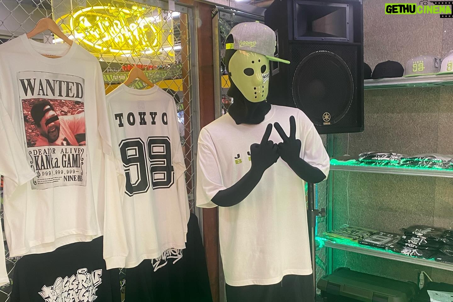 Red Eye - 7.1K Likes - JUICY BEACH POPUP ęę„ć¾ć§š¢