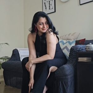 Reenu Mathews Instagram - Wearing Confidence in a Killer Black outfit 🧿❤️
What do you all think?

#slayinblack
#boldinblack
#blackdressideas 
#reelswithreenu 
#ladyinblack

[ Black dress glamour, chic in black, lady in black, bold and beautiful ]