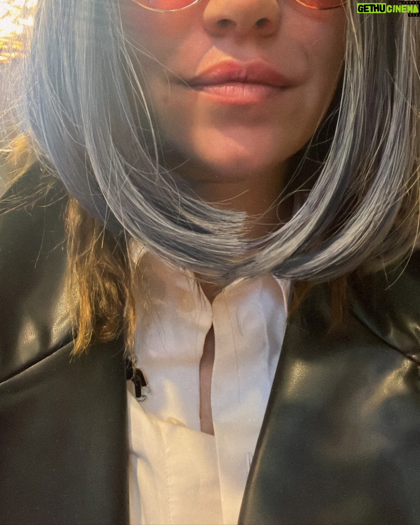Regina Blandón - 28K Likes - Últimos de julio
1. Esperando el uber.
2. DJ @blndn
3. Cumpleaños en llamado nocturno.
4. Es que sí te falta.
5. Friend Pablo master tattooist.
6. Regalos cumpleañeros.
7. Pelatzos de la fiesta de cumpleaños.
8. Amaneciendo en la Hidalguense.
9. Llamado con Pirru.
10. Baile y baile y baile. 💃🏻🕺🏼