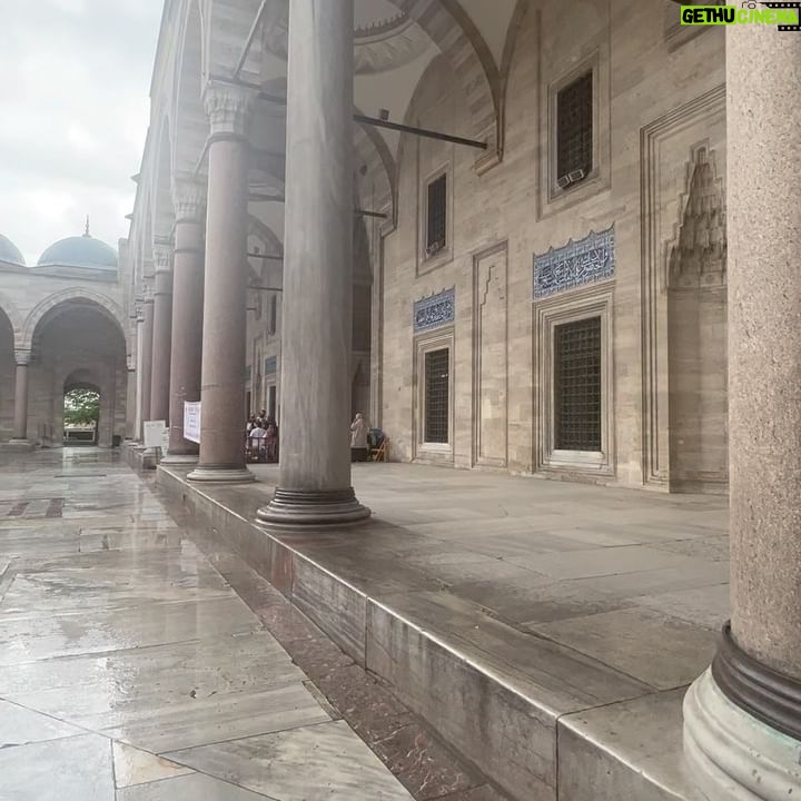 Regina Blandón - 33.8K Likes - 🇹🇷 🦃 (bis)
Martín en modelo en varia ocasión (y no fuimos al museo de cera, fuimos al restaurante del turco ese de la sal).