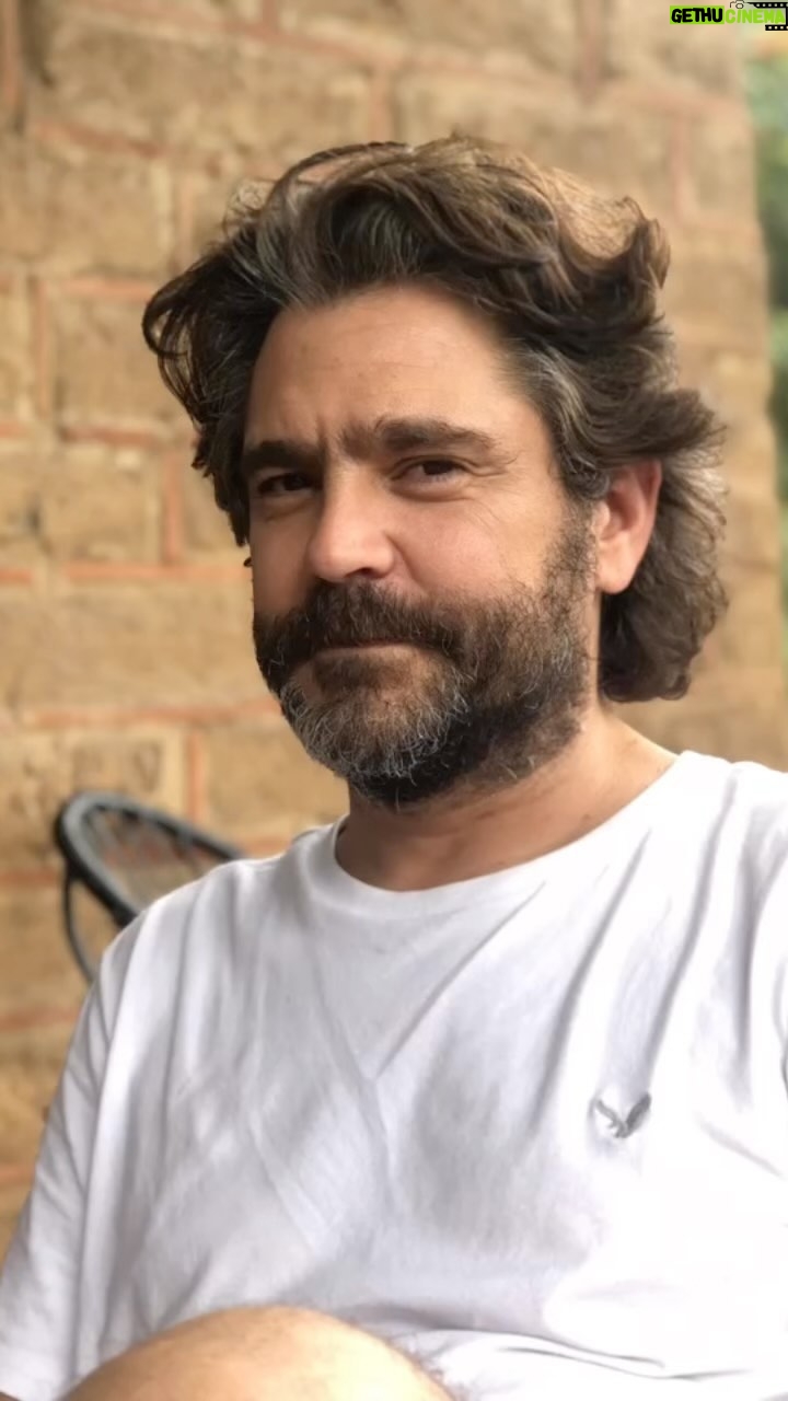 Regina Blandón - 32.4K Likes - Feliz cumpleaños, Boooongh. Qué lindo celebrar tu vida. Que nos sigamos riendo y bailando mucho “rocanrol de los idiotas”.