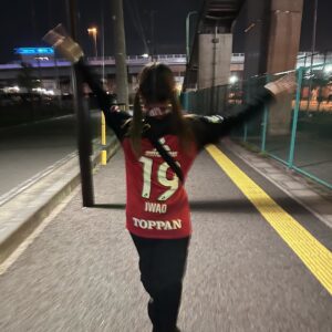 Reina Yokoyama Instagram - ⚽️
.
.
.
#浦和レッズ
#岩尾憲　選手
#morningmusume24
#モーニング娘24 #横山玲奈