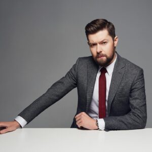 Remigiusz Mróz Instagram - Czas wejść do polityki.

Szczegóły jutro o 13.