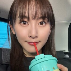 Rena Matsui Instagram - 毎日暑くてたまりません。
夏生まれですが夏は苦手です。生まれたからって好きだとは限らないんだよ！！！