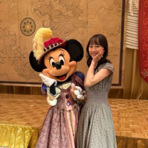 Rena Matsui Instagram - 🌏✨