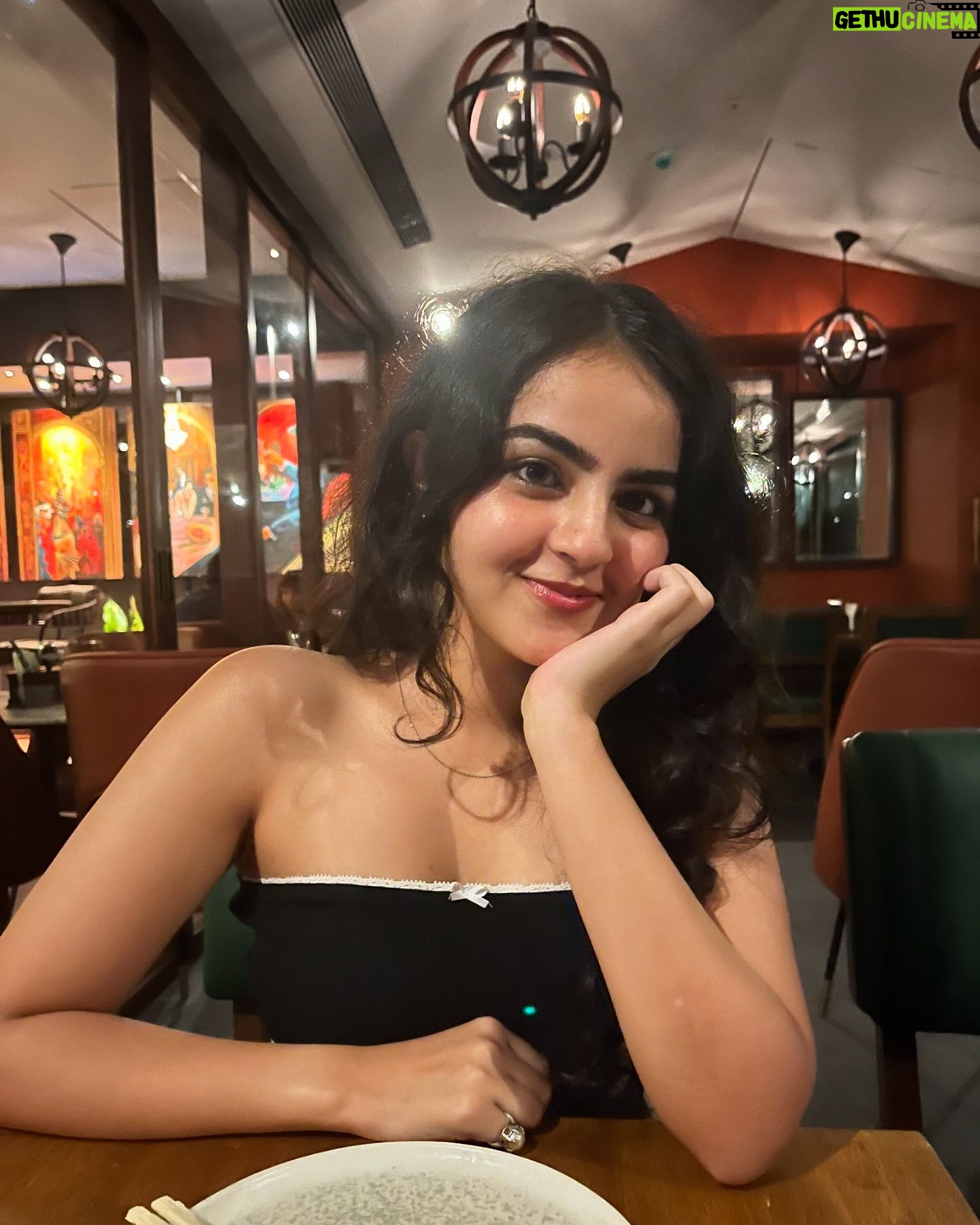 Renaye Tejani - 2.2K Likes - Hi š