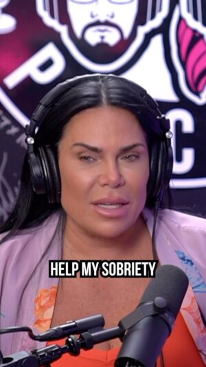 Renee Graziano Instagram - FULL PODCAST IS LIVE ON ALL STREAMING PLATFORMS with @reneegraziano from Mob Wives!🎙️🔥

As Renee celebrates nine months of sobriety, she discusses the steps she took to reclaim her life and the support system that has been crucial to her recovery. Her journey is a testament to the strength of the human spirit and the importance of perseverance and self-belief. Renee’s message is one of hope, reminding us that it’s never too late to change and that recovery is possible with determination and support.

#TheHopeaholics #Hope #manifestation #sobriety #motivationalspeaker #entrepreneur #motivation #recovery #mentalhealth #sober #motivation #trauma #god #faith #fentanylawareness #mobwives #reneegraziano #graziano