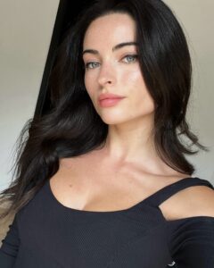 Actress Renée Murden HD Instagram Photos and Wallpapers August 2024