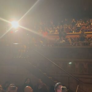 Residente Instagram - In the summers en el festival de @tribeca. Fue muy especial compartir la experiencia de mi primera película como actor junto a toda esta gente que quiero.  @inthesummersfilm  Es una película hermosa y complicada como la vida misma. Siendo una película de cine independiente es increíble todo lo que ha logrado. Desde ganar mejor película en el festival de Sundance, entrar a Tribeca para hacer su premier en NY hasta ser adquirida para proyectarse en cines. Gracias a la directora @uit14 por contar conmigo.
