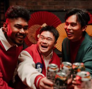 Reuben Kang Instagram - Cheers to unforgettable celebrations with @CarlsbergMY – because every moment is better with good company and great beer. Wishing you all a joyous and prosperous Chinese New Year!

#BrewingProsperityTogether #BestWithCarlsberg #CelebrateResponsibly