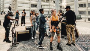 RiRia Instagram - @tigerbeer global campaign I shot in México City is OUT NOW🐅
If you are in 🇻🇳🇲🇾🇸🇬🇰🇭🇲🇲🇲🇳🇳🇿🇹🇼🇱🇦🇦🇺 spot me on TV & billboards!🍻💦

シンガポール生まれのビール、「タイガービール」のグローバルテレビCMの放映が始まりました！封印したはずなのになにかとちょくちょくカムバックを見せるフルート😂 監督はNIKEのイジメや人種差別を題材にしたCMで日本でも話題になったJovan Todorovic氏。

-Director-
@jovan_todorovic 
-DP-
@evanprosofsky 
-Photographer-
@jeanyveslemoigne 
-Production-
@theliftmx 
@stinkfilms 
-Talent-
@ririaofficial 
@zana9ankhuyag
@carlajavier.b 
Miguel Herrera
-Makeup-
@geoprieto 
@labasuracosmica 
@mariahoyos.mua 
-Wardrobe 
@lajapo 
@jerooreilly 
-Casting-
@castpartner 
•
•
•
•
•
#flutist #flutistsofinstagram #fluteplayer #flutememes #lizzobeeating #flûte #flautist #フルート #フルート奏者 #新村理々愛 #RiRia #日本人俳優 #日本人女優 #コマーシャル #tigerbeer #タイガービール #mexicocity