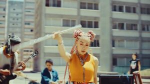 RiRia Instagram - @tigerbeer global campaign I shot in México City is OUT NOW🐅
If you are in 🇻🇳🇲🇾🇸🇬🇰🇭🇲🇲🇲🇳🇳🇿🇹🇼🇱🇦🇦🇺 spot me on TV & billboards!🍻💦

シンガポール生まれのビール、「タイガービール」のグローバルテレビCMの放映が始まりました！封印したはずなのになにかとちょくちょくカムバックを見せるフルート😂 監督はNIKEのイジメや人種差別を題材にしたCMで日本でも話題になったJovan Todorovic氏。

-Director-
@jovan_todorovic 
-DP-
@evanprosofsky 
-Photographer-
@jeanyveslemoigne 
-Production-
@theliftmx 
@stinkfilms 
-Talent-
@ririaofficial 
@zana9ankhuyag
@carlajavier.b 
Miguel Herrera
-Makeup-
@geoprieto 
@labasuracosmica 
@mariahoyos.mua 
-Wardrobe 
@lajapo 
@jerooreilly 
-Casting-
@castpartner 
•
•
•
•
•
#flutist #flutistsofinstagram #fluteplayer #flutememes #lizzobeeating #flûte #flautist #フルート #フルート奏者 #新村理々愛 #RiRia #日本人俳優 #日本人女優 #コマーシャル #tigerbeer #タイガービール #mexicocity