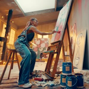 RiRia Instagram - Soo….apparently @JonasBrothers now resides in my head🗿✨
Watch “Who’s In Your Head” by @JonasBrothers to find out what I’m talking about🧑🏼‍🎨❤️‍🔥

大人気兄弟バンド、『ジョナスブラザーズ』のミュージックビデオに主演しちゃいました！末っ子ニック・ジョナスとの共演は実は2回目。覚えていてくれて嬉しかった✨

Director @christhedirector 
Cinematographer @ian_rigby 
Production @londonalley 
Casting @sarahmaylevy 
Painting by @goodandshiddy 
•
•
•
•
•
#jonasbrothers #jonasbrothersconcert #whosinyourhead #directedbychristianbreslauer #RiRia #nickjonas #joejonas #kevinjonas #rememberthistour #vevo #benjaminmoore #painter #bobross #willowstudios