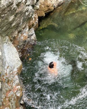 Rian McCririck Instagram - Lynn Canyon Rock Climbing 🪨