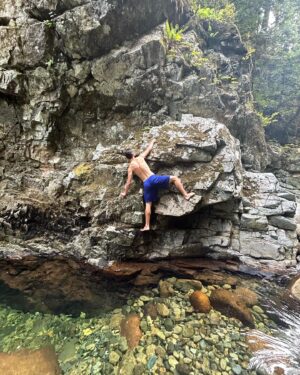 Rian McCririck Instagram - Lynn Canyon Rock Climbing 🪨