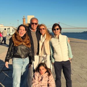 Ricardo Carriço Instagram - Parabéns Maria!
Por estas 24 voltas ao Sol,
24 voltas de amor,
24 voltas de gargalhadas,
Por estes 8765 dias, que tornaram o mundo muito melhor!
 
@amaedamaria @ana.rebelo_ @trebell_____ @tomas.rpires 
@monica.rebelo.963 @rebelo.pedro @antonio_rebelo10 @pedro._.rebelo22  @clara._.rebelo 

#aniversario #maria #familia #tejo #lunch #lunchtime #birthday
