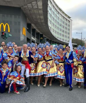 Ricardo Carriço Instagram - Quem é que não desceu a avenida ontem?
Marcha da @santacasalisboa, que bom que é estar mais um ano com todas estes meus amigos maravilhosos.
Obrigado meus marchantes pelo carinho com que me recebem desde 2016.
Até para o ano!
#marchaspopulares #santoantoniodelisboa #santoantonio #lisboa #lisboaportugal #vida #amigos