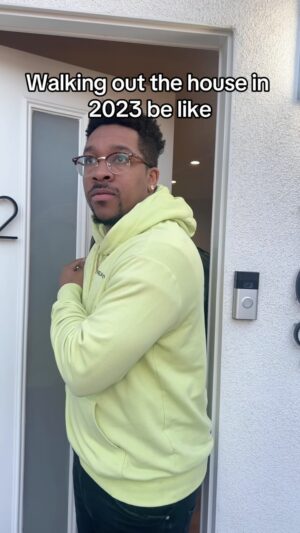 Rickey Brown Instagram - Just being alive is expensive😩 #comedy #comedyvideos #comedyskits #comedyreels #skits #funny #funnyvideos #funnyskits #funnyreels #reels #explorepage✨ #explorepage #reelsinstagram