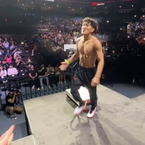 Ricky Turcios Instagram - Living my childhood dream for another night☝️😎💫 Thank you to all my friends, family, & all the fans. I am ready for this moment... another fight... story of my life. God willing i will win again in the UFC🔥🔥🌊🌊 My heart is GRATEFUL❤️‍🔥