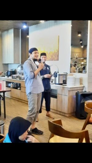 Rico Verald Instagram - Bismillah keberangkatan umroh tgl 29 july 2024
Bersama @diyafatalharamainofficial