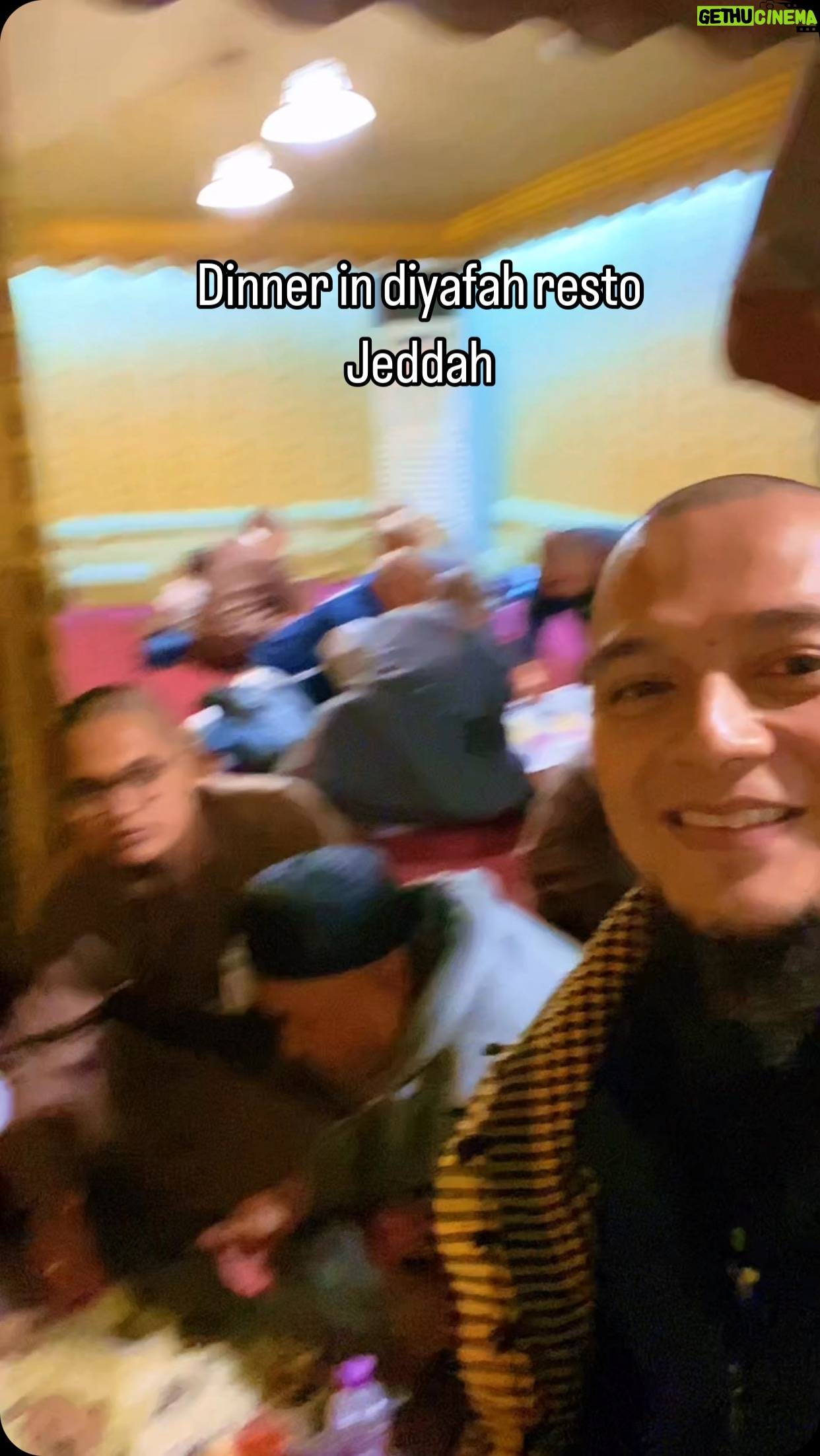 Rico Verald - 123 Likes - Dinner bersama jamaah @diyafatalharamainofficial
