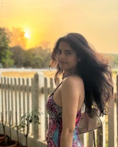 Actress Riddhi Kumar HD Instagram Photos and Wallpapers August 2024