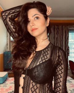 Actress Ridheema Tiwari HD Instagram Photos and Wallpapers August 2024