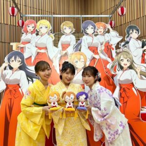 Riho Iida Instagram - ラブライブ！夏祭り in 神田明神納涼祭り🎐
ありがとうございました

久々の浴衣嬉しかったです👘

ヘアーはリボンをくしゅくしゅしてお花みたいに🏵️
私のショートボブをこんなにも素敵に
アップスタイルにしてくださりありがとうございます🤍
@ayasumimoto

#神田明神 
#lovelive
#μsicforever 
#μ’s
#星空凛