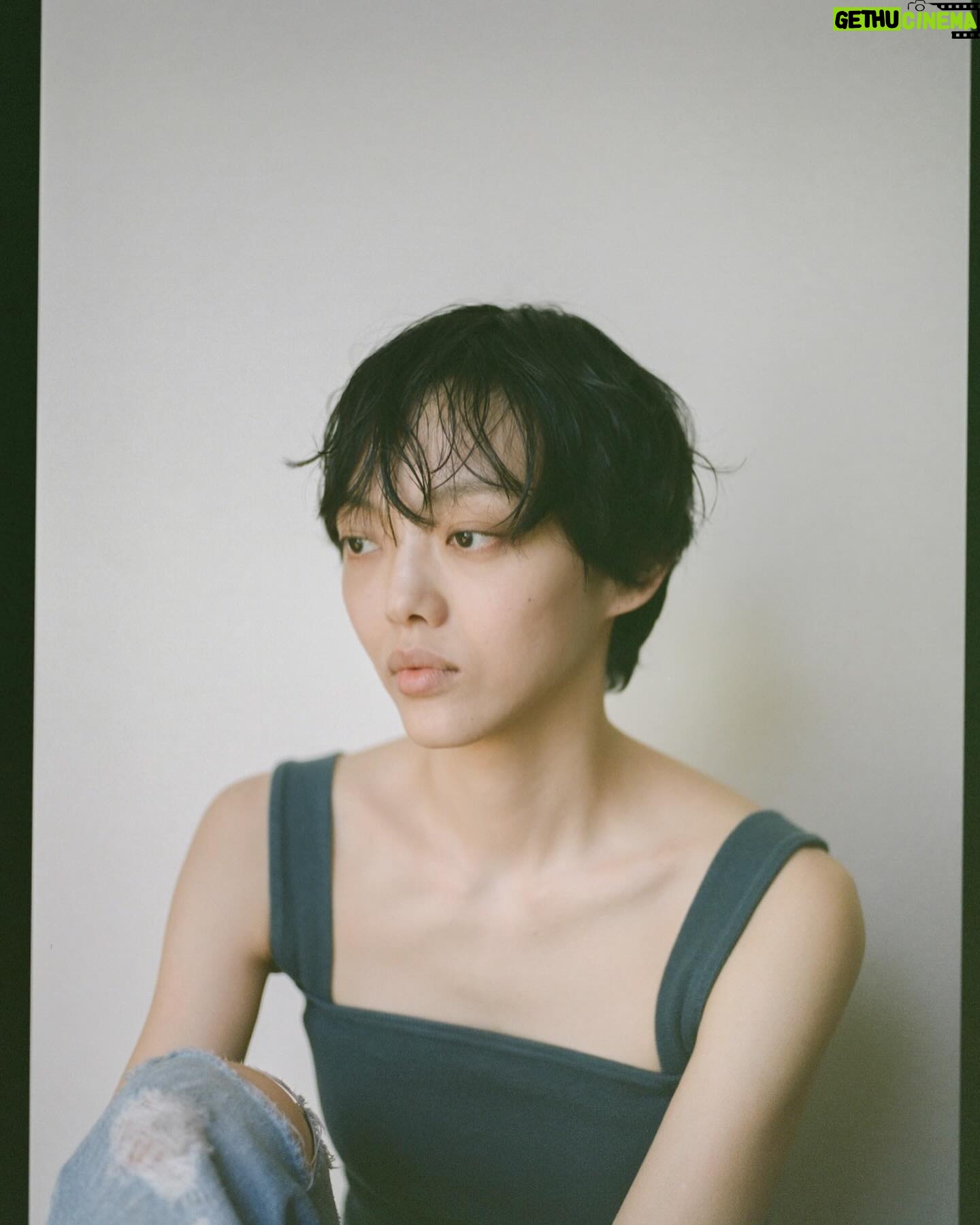 Rila Fukushima - 3 Likes - @ruikudo_ A year ago in June. I asked Rui to shoot my portraits at my place. I was bit nervous in front of the camera. Because I had taken a break for a while. I am glad she did this to me! Thank you Rui✨
一年前 2023年