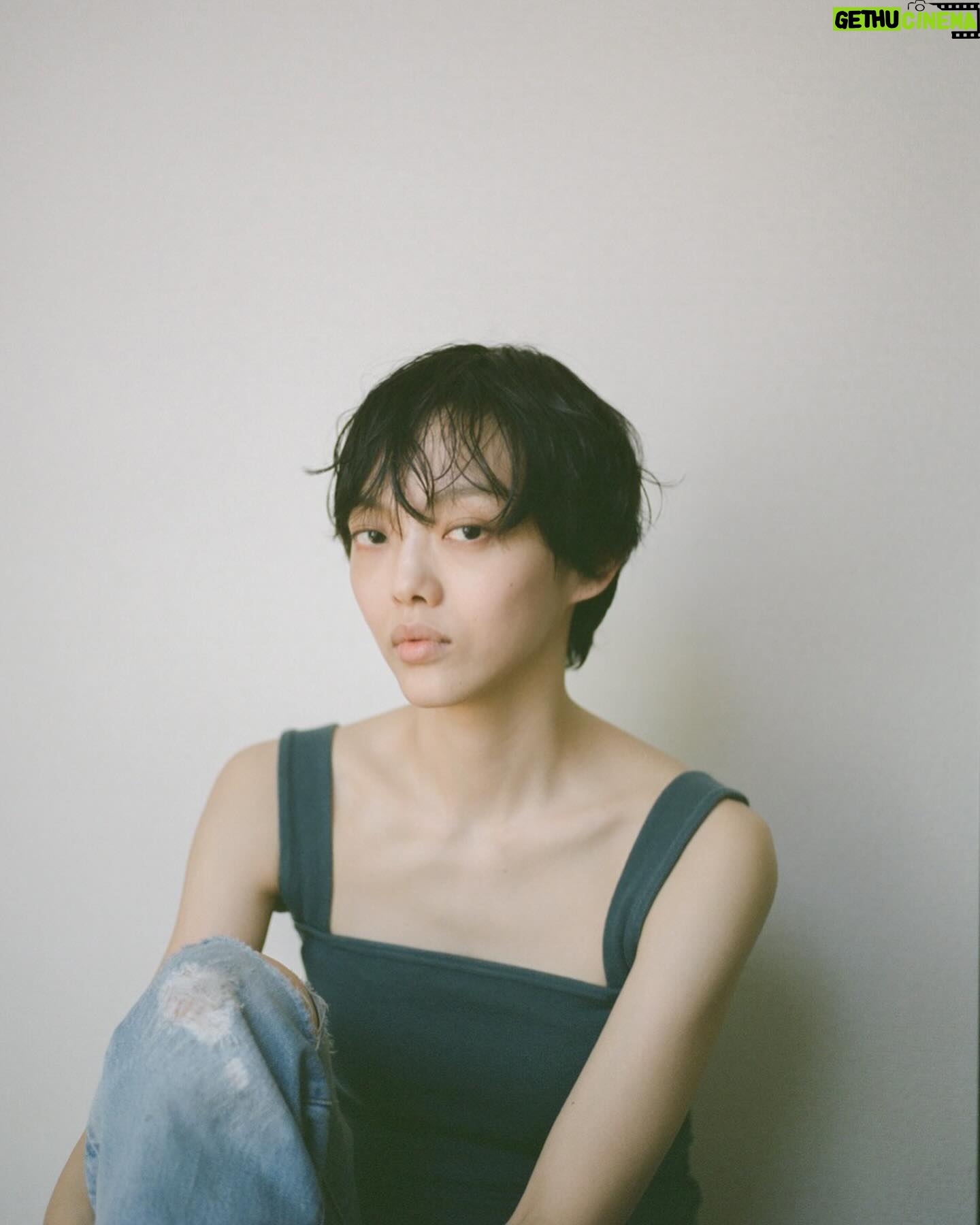 Rila Fukushima - 3 Likes - @ruikudo_ A year ago in June. I asked Rui to shoot my portraits at my place. I was bit nervous in front of the camera. Because I had taken a break for a while. I am glad she did this to me! Thank you Rui✨
一年前 2023年