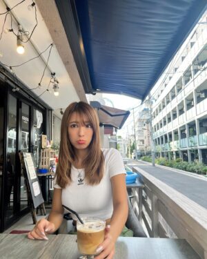 Rina Hashimoto Instagram - いつかのどこかのカフェタイム☕️🤎☺️