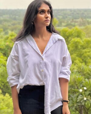 Rinku Rajguru Instagram - It’s just a vibe🍃🕊️🌊🤍