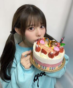 Rio Omori Instagram - ・
・
今日はひな祭り🎎🌸
こういう行事の日に実家にいるのは久しぶりかも🤭
・
・
#大森莉緒 #おーりお #おりおんず #ひな祭り #ケーキ #ツインテール #ınstagood #instapic #good #instaphoto #패션 #코디 #오늘의코디 #오늘의패션 #전신샷 #코디스타그램 #옷 #좋아요 #케이크
